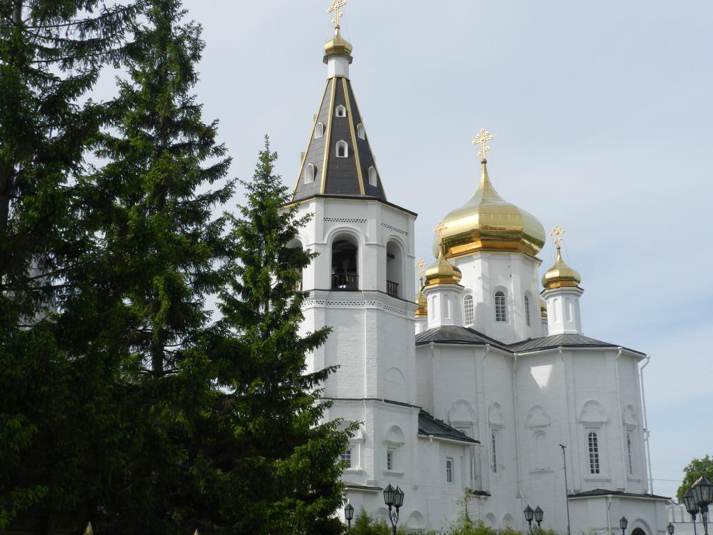 Петропавловский собор Свято-Троицкого монастыря